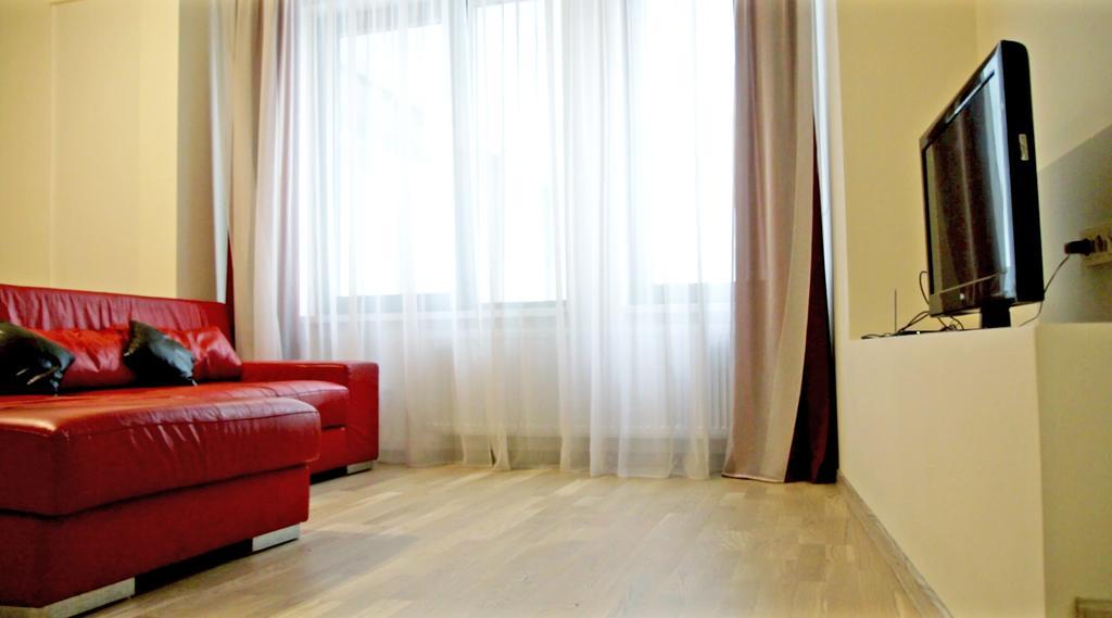Old Town Apartment With Private Elevator Riga Exterior photo